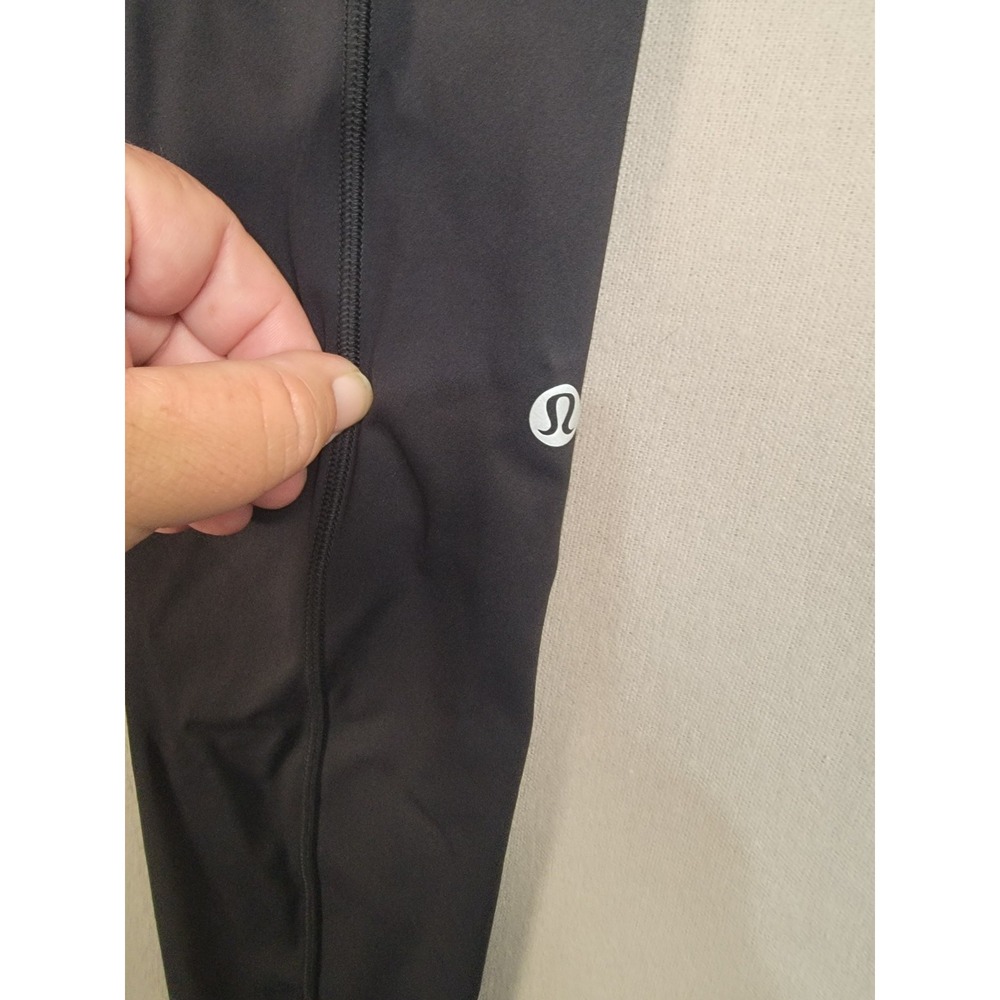 Lululemon Fast and Free High Rise Tights 25 Black Stretch Size 2 Drop In Pocket - Picture 7 of 10